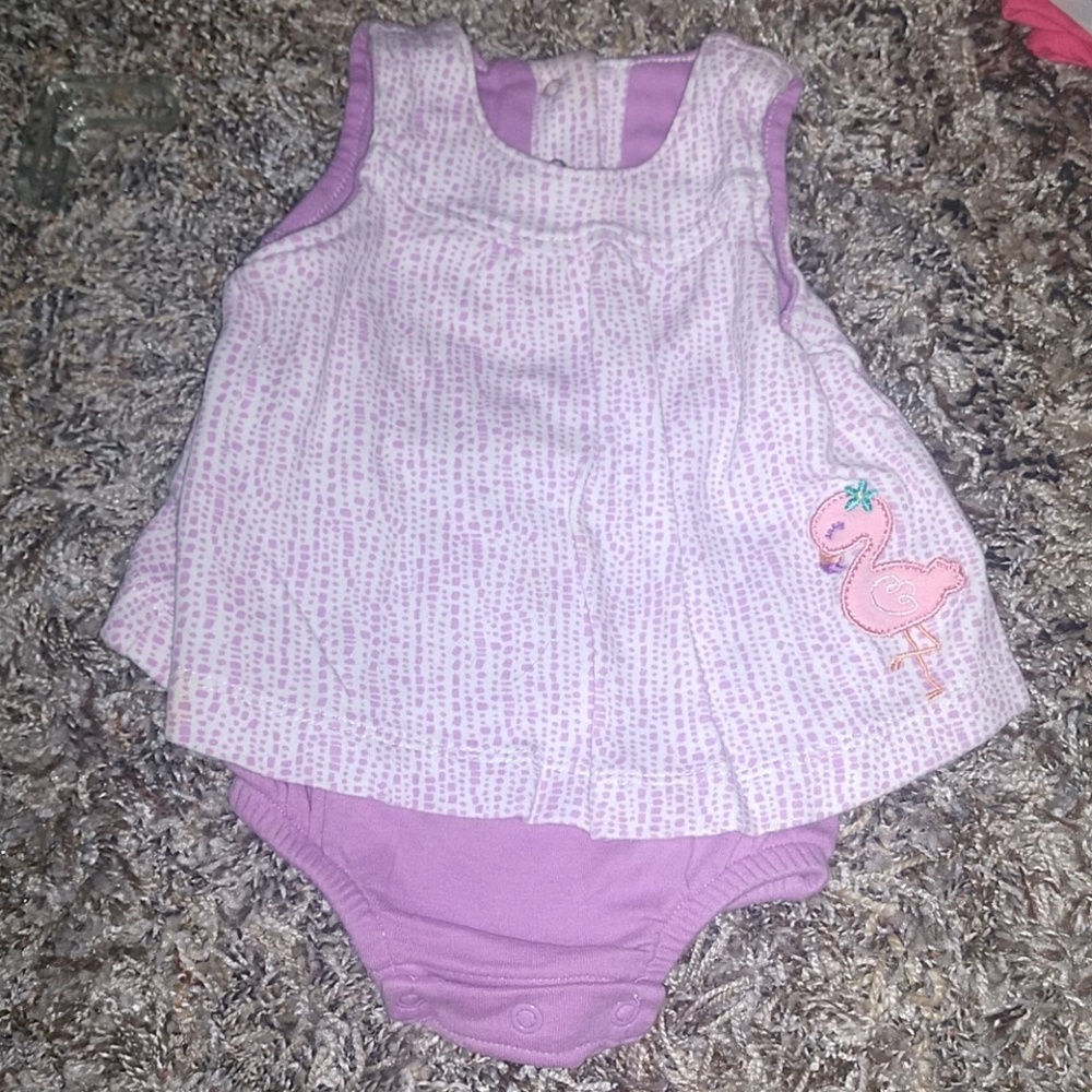 ⭐⭐Small wonders bodysuit⭐⭐